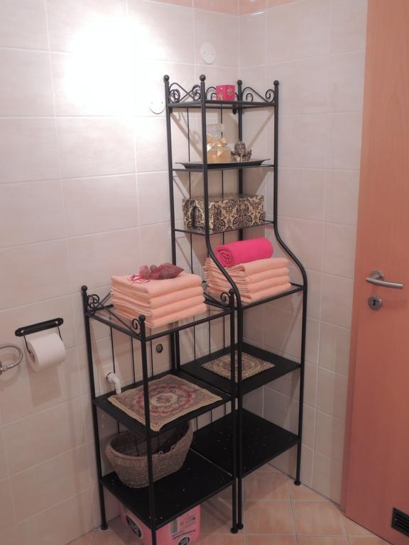 Apartment Alvarium โคบาริด ห้อง รูปภาพ